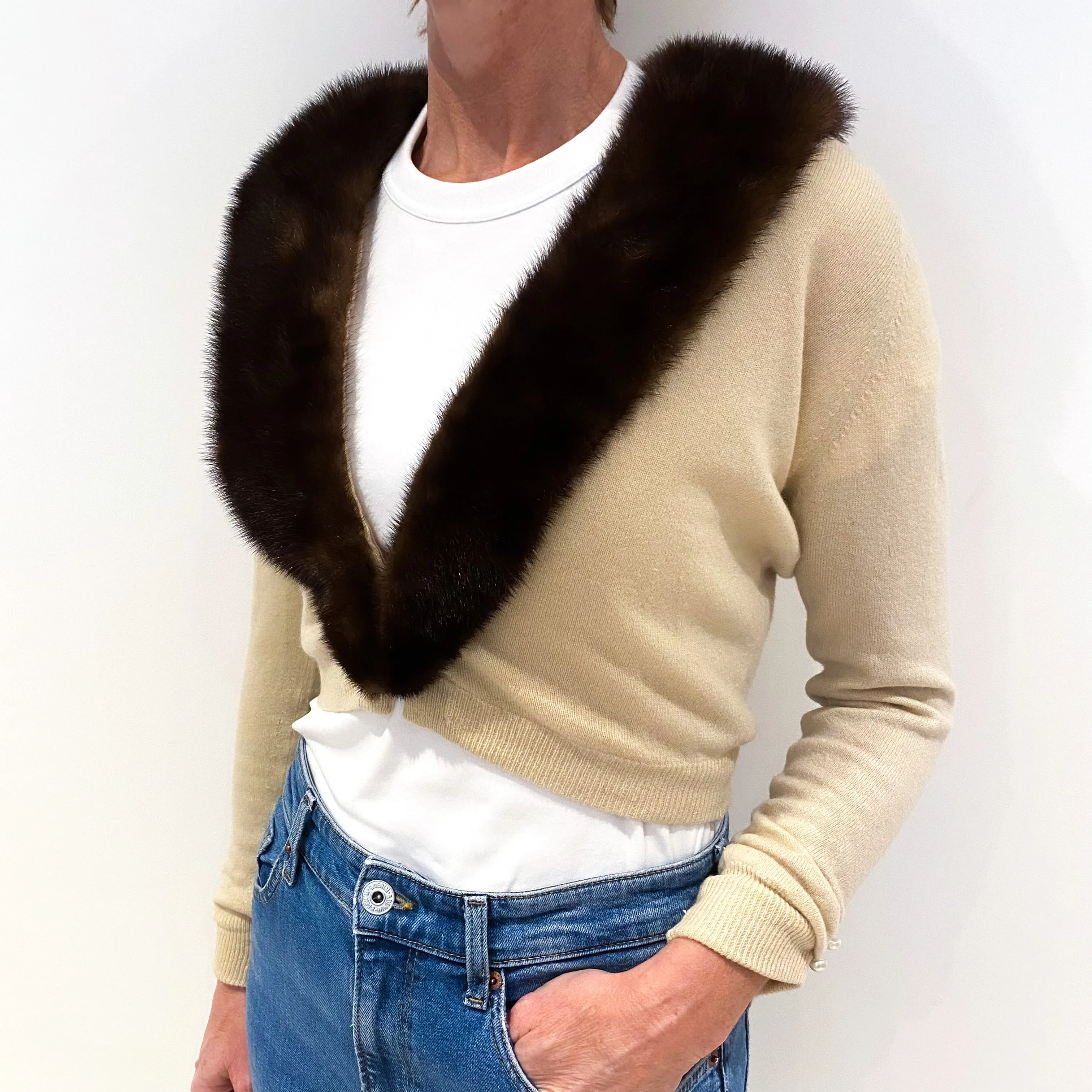1940s Vintage Beige Cropped Cashmere Cardigan with Detachable Fur Collar Small