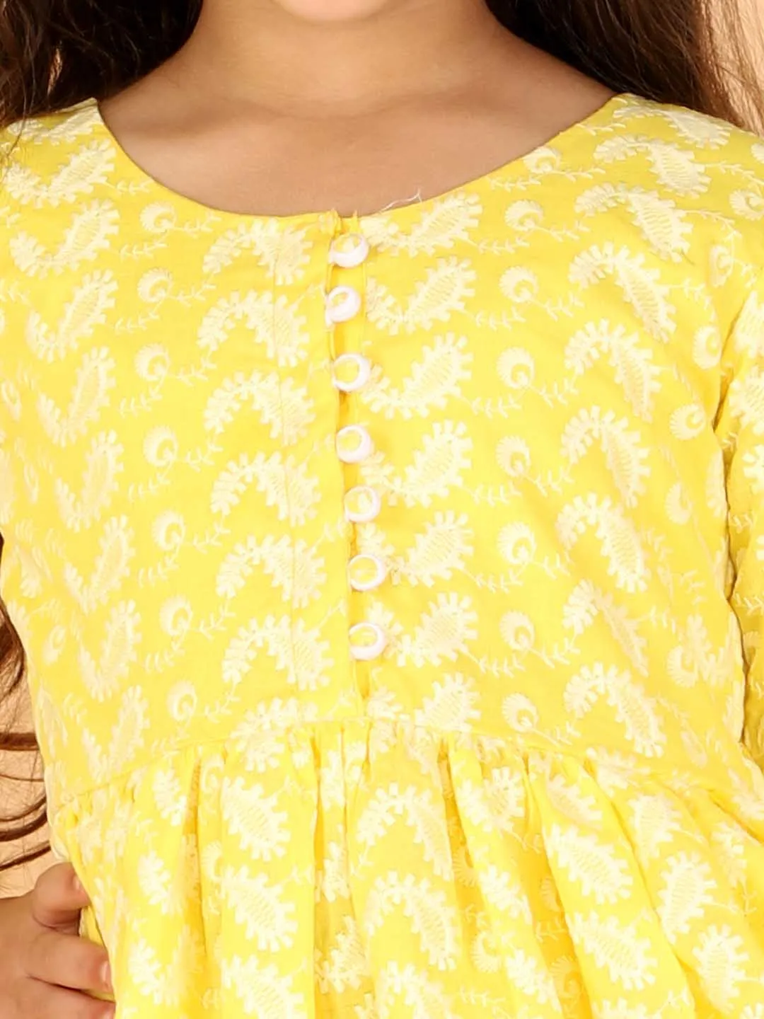 Jashvi Girls Yellow Pure Cotton Chikankari Kurta With Leggings