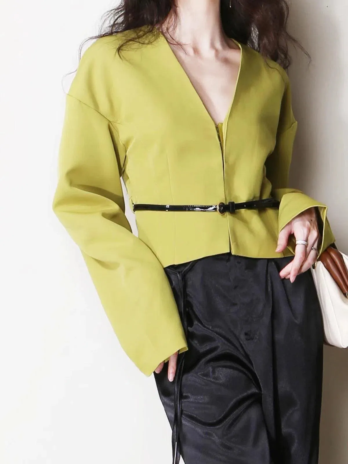 Lorevia – Belted design – Slim blazer