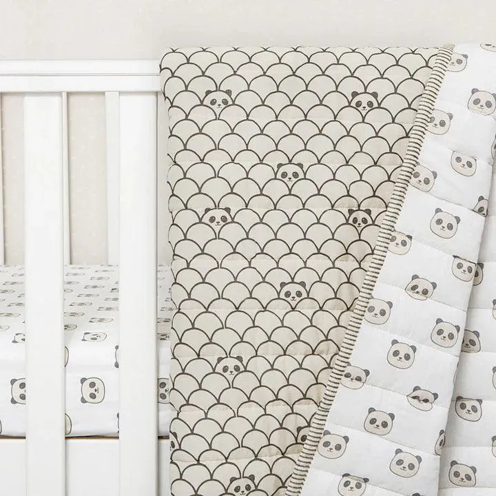 Organic Cotton Quilt Peekaboo Panda for Bed and Sofa | Blanket Shawl