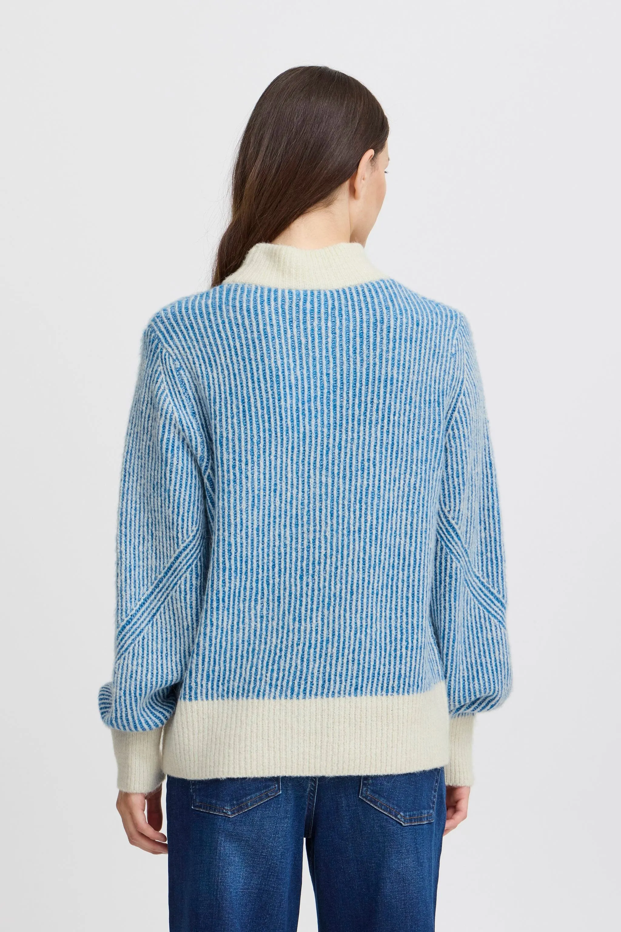 RELAXED FIT FUZZY BLUE SWEATER