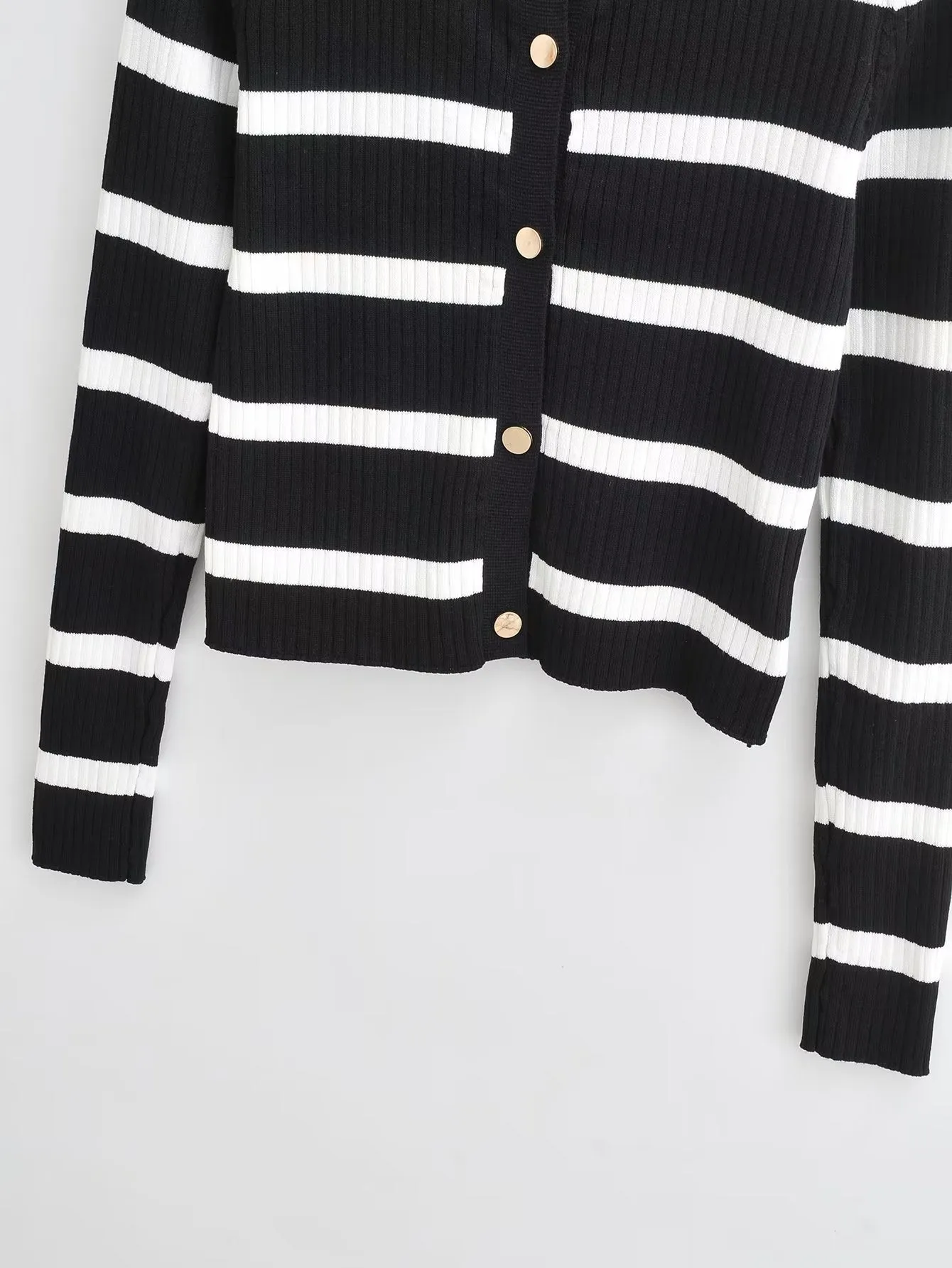 Retro Black White Striped Color Matching Sweater Cardigan Autumn Winter Elegant Metal Buckle Short Coat Women
