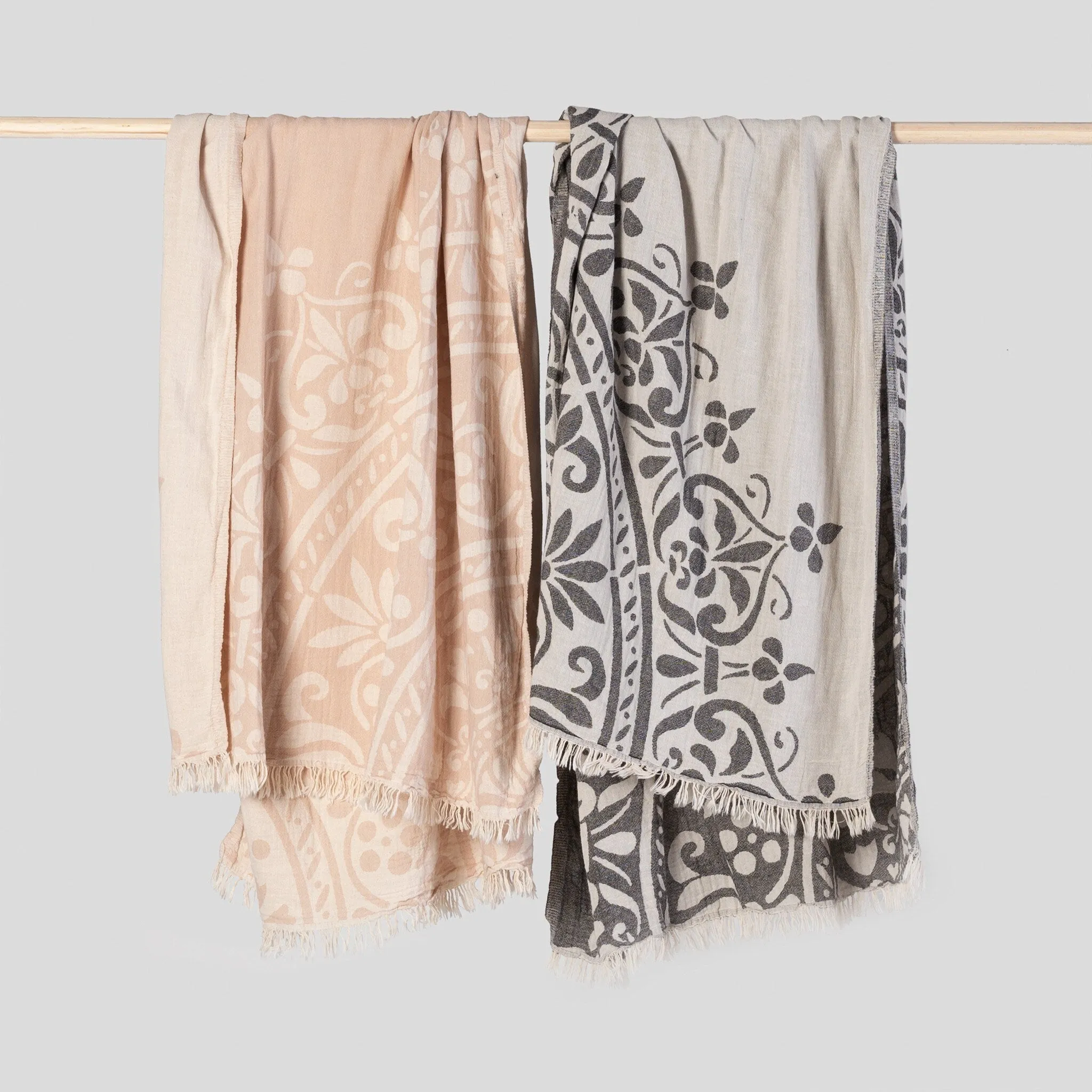 Turkish Towel : Leonora in Beige