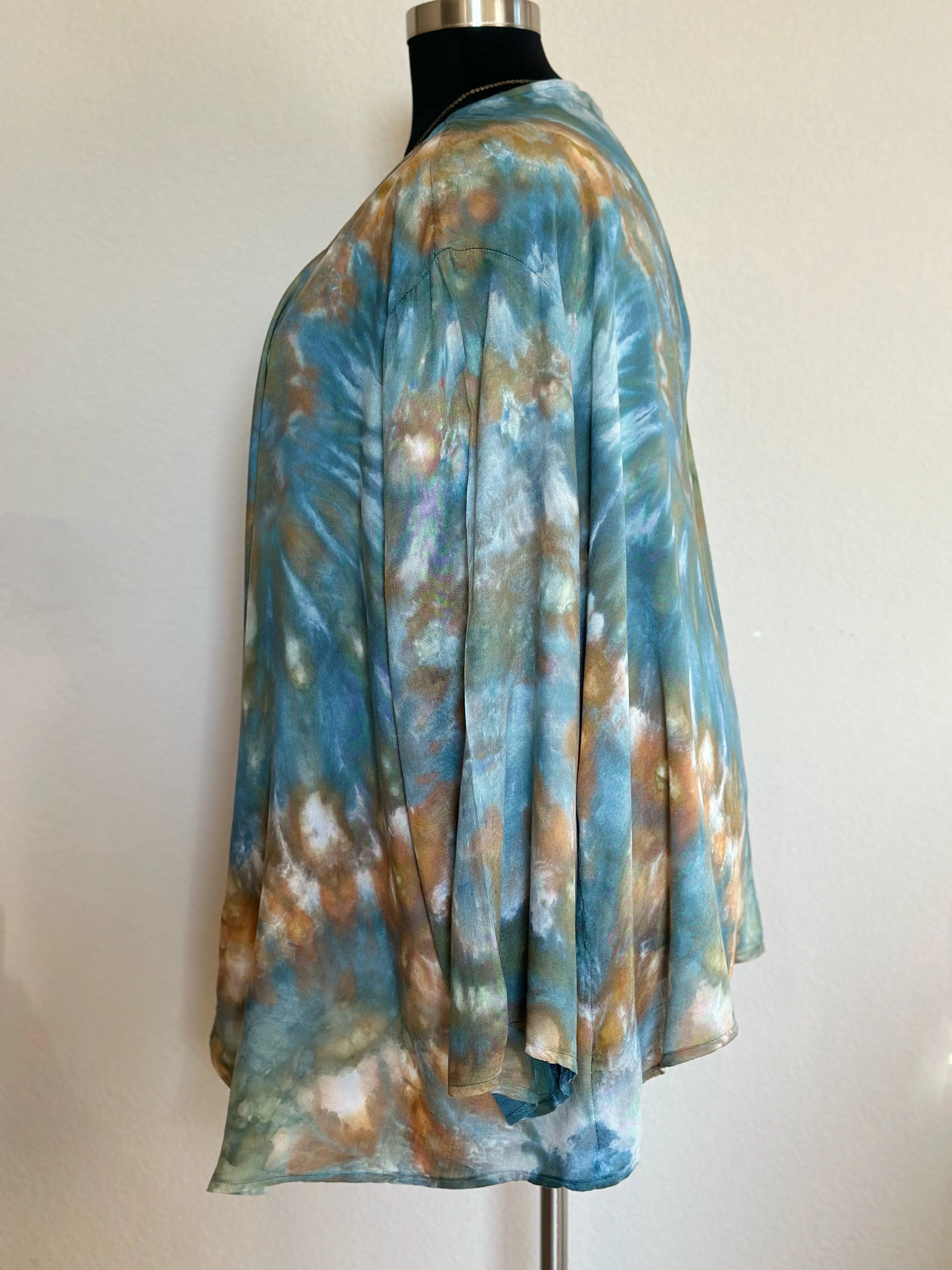 Women’s 2X 100% Rayon Waterfall Kimono Jacket in ‘Teal Gold’