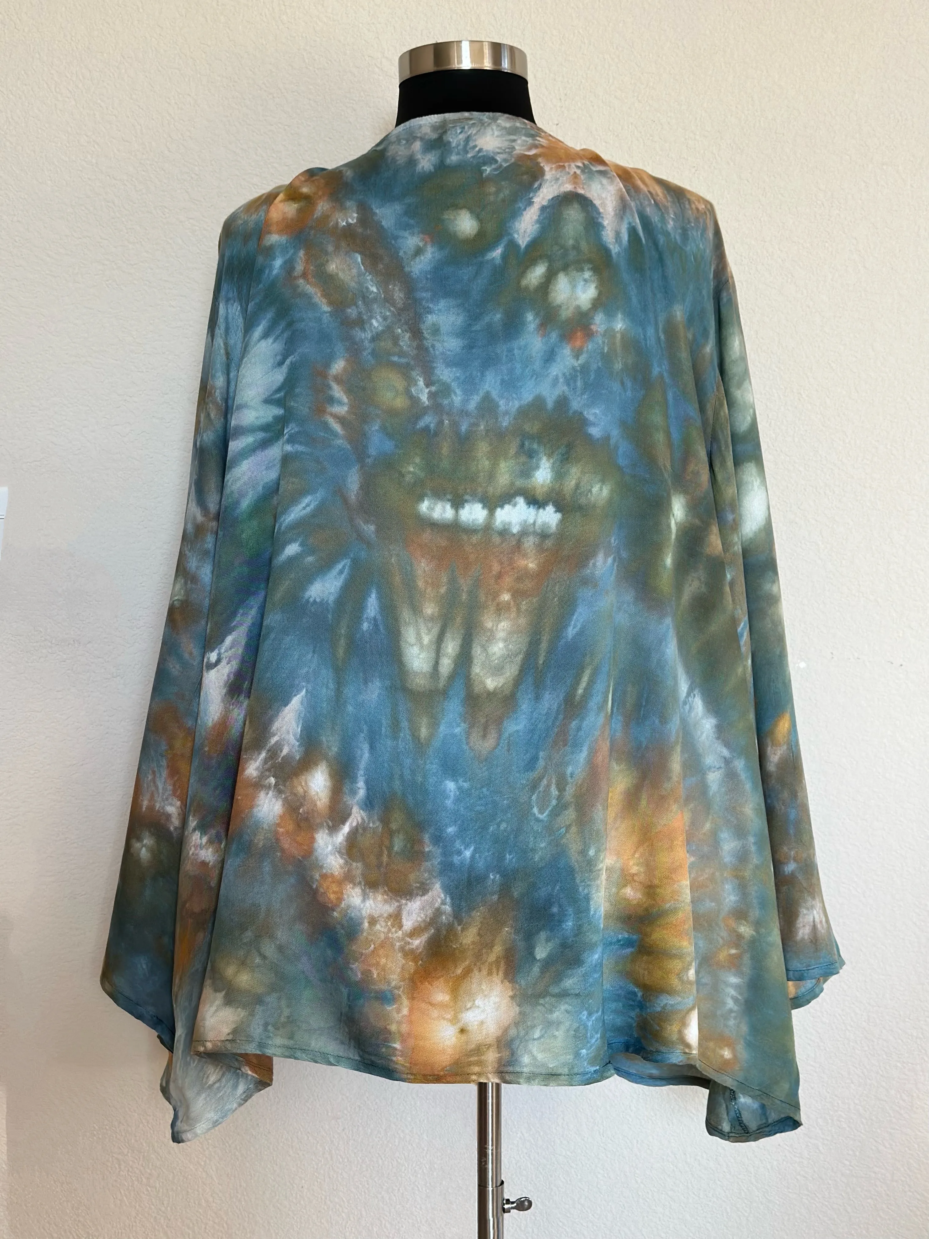 Women’s 2X 100% Rayon Waterfall Kimono Jacket in ‘Teal Gold’